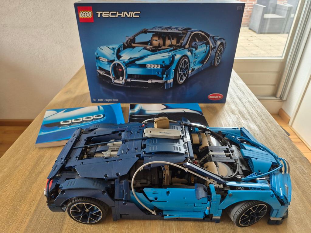 Bugatti Chiron van lego technic, Ophalen, Zo goed als nieuw