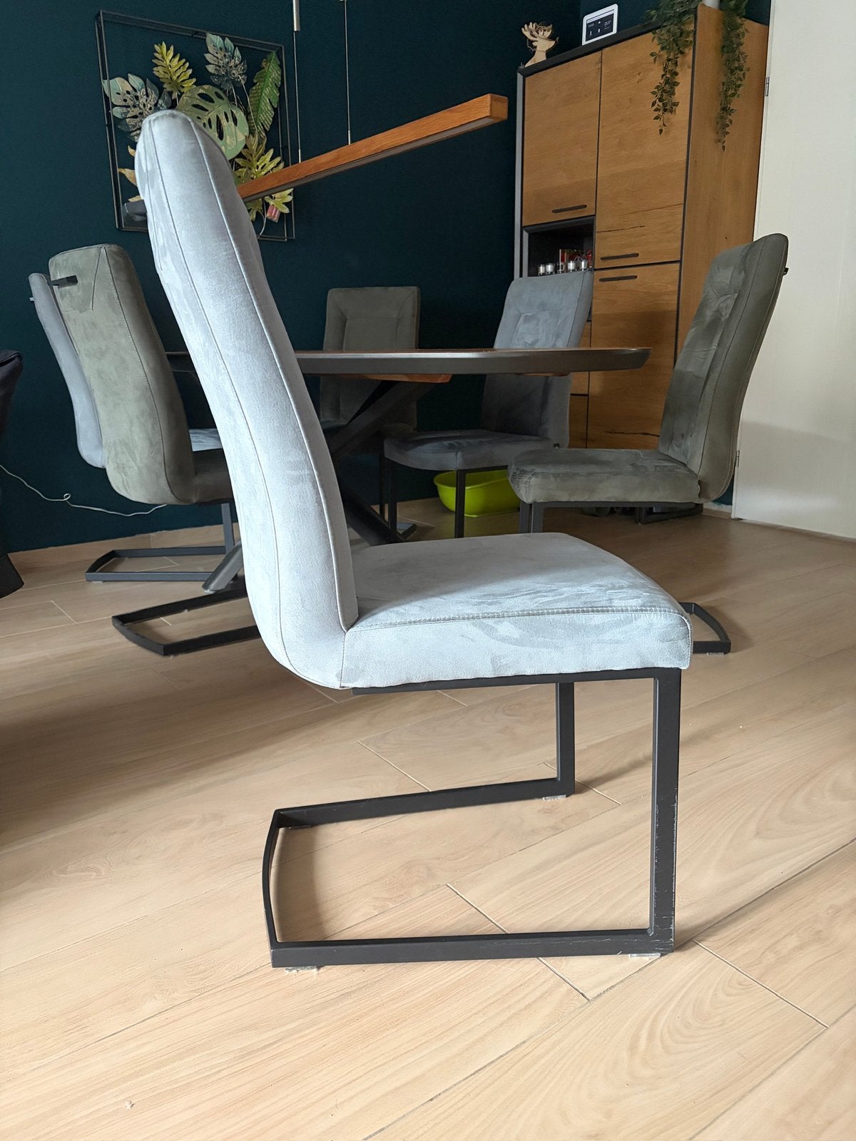 Eetkamertafel met zes stoelen, 100 tot 150 cm, 200 cm of meer, Zo goed als nieuw, Vijf personen of meer