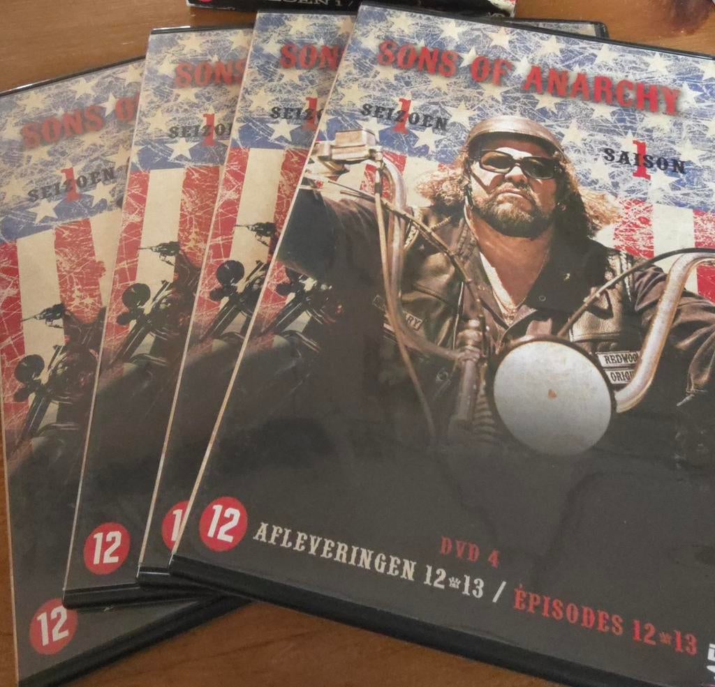 Sons of Anarchy - Seizoen1 en Seizoen2 DVD Boxset, Gebruikt, Vanaf 16 jaar, Boxset, Drama