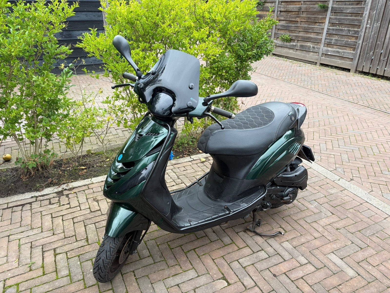 Piaggio Zip 4T 2016 | Jaguar Green | 11200 km | Zeer netjes, Ophalen, Benzine, Piaggio