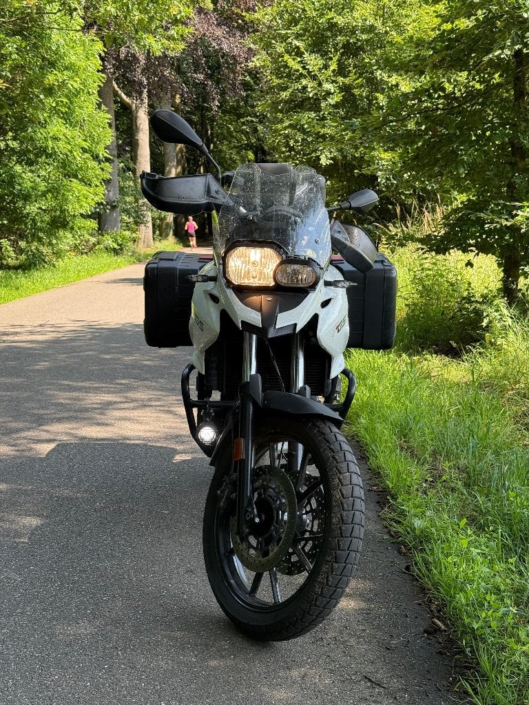 BMW F 700 GS - 800CC - Topstaat, 3 koffers, slot en lader, Motoren, 2 cilinders, Occasion, Particulier, Meer dan 35 kW