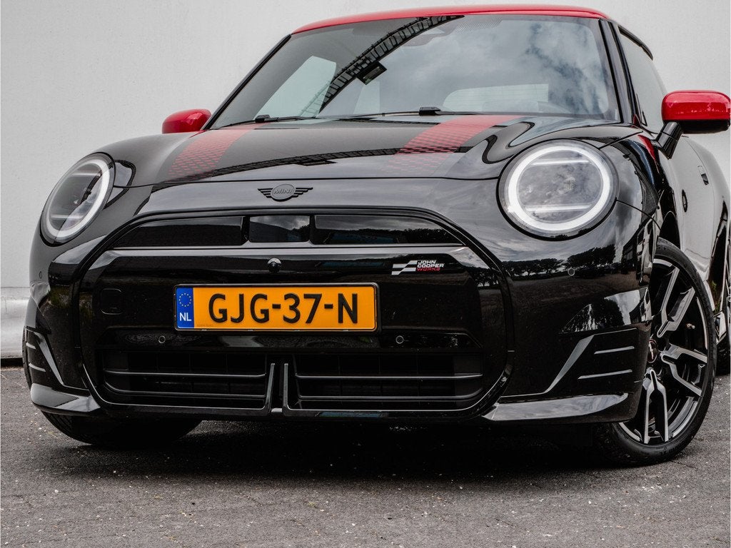 MINI 3-deurs Cooper E John Cooper Works XL 40.7 kWh SOH 97%, Auto's, Mini, Automatische klimaatregeling, Gebruikt, Met garantie (alle)