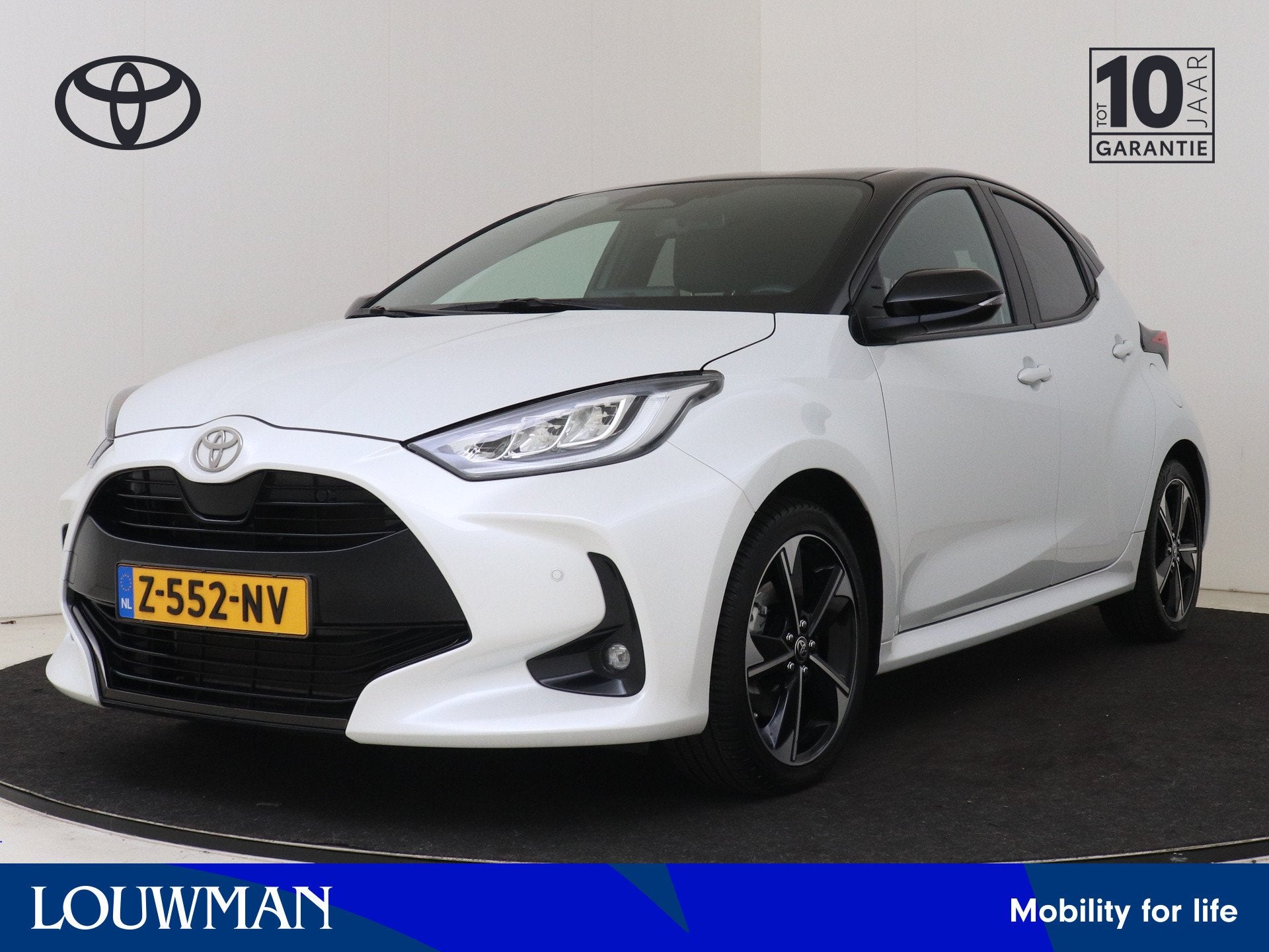 Toyota Yaris 1.5 Hybrid 130 Launch Edition | Dealer onderhou, 12 maanden, 450 kg, Gebruikt, 1125 kg