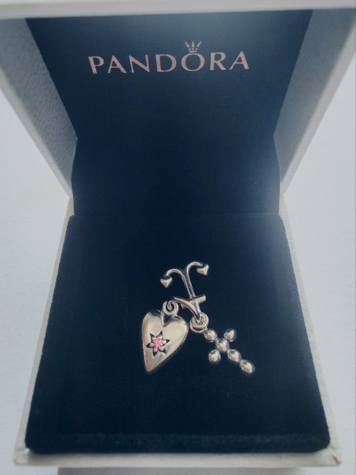 Pandora bedel hoop, geloof en liefde met steentje, Pandora, Ophalen of Verzenden, Zo goed als nieuw, 1 bedel