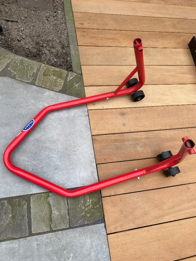 Motor standaard Yamaha, Ophalen