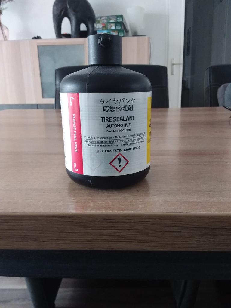 Banden vloeistof auto € 10,00 CONTANT, Auto diversen, Auto-accessoires, Ophalen of Verzenden, Nieuw