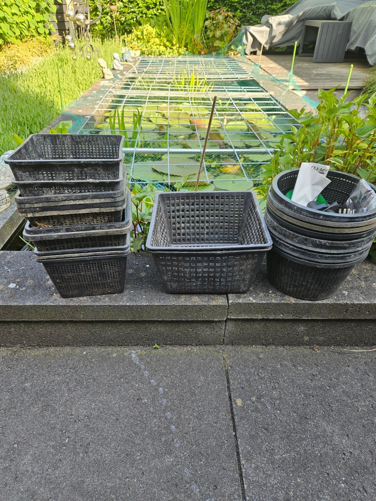 Vijvermandjes diverse, Ophalen of Verzenden, Rond, Minder dan 30 cm