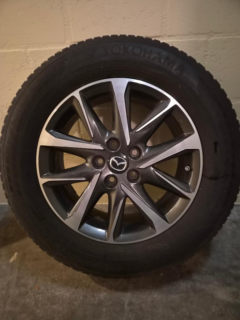 Originele Mazda velgen inclusief winterbanden, Auto-onderdelen, Banden en Velgen, Ophalen, Gebruikt, Velg(en), 17 inch