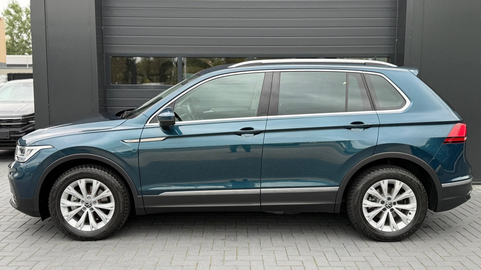 Volkswagen TIGUAN 1.5 TSI Elegance Trekhaak, Euro 6, 4 cilinders, 150 pk, Blauw