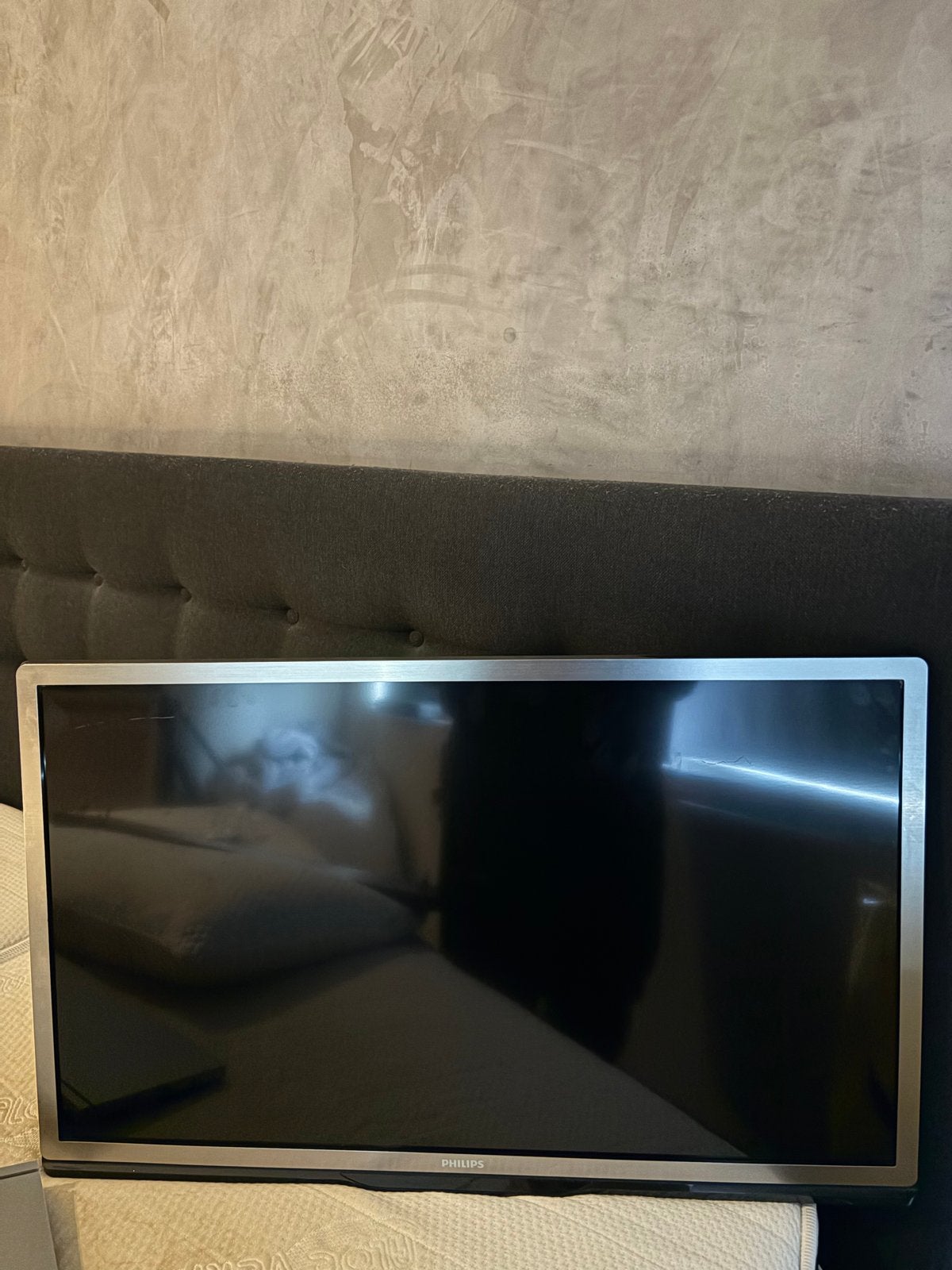 Philips TV met beweegbare muurbeugel, Philips, Ophalen of Verzenden, 60 tot 80 cm, Gebruikt