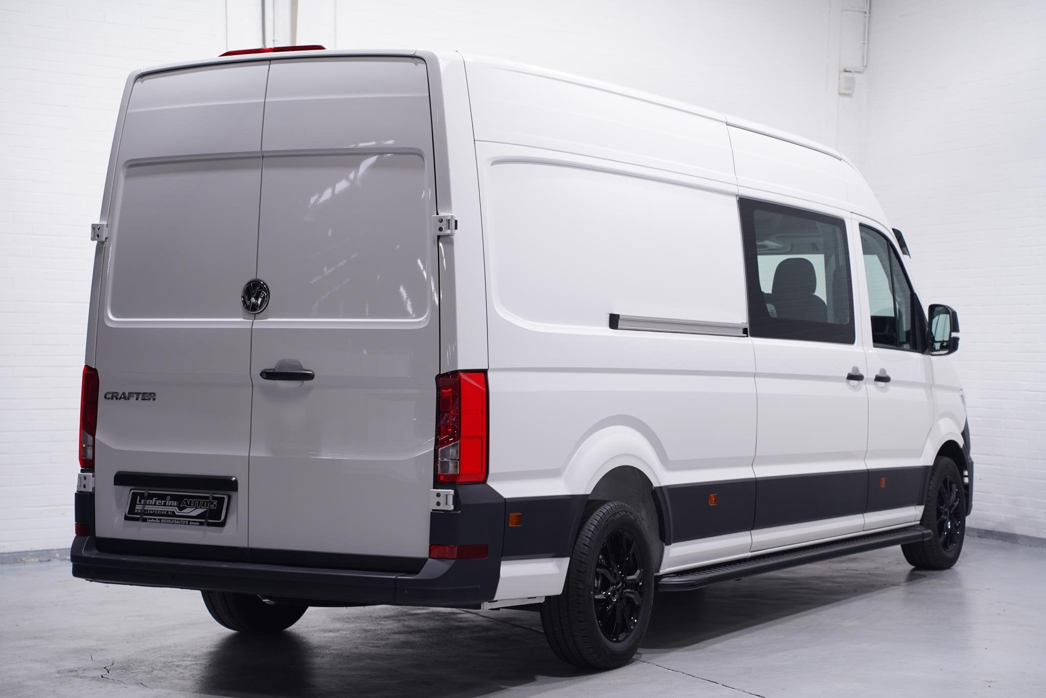 Volkswagen Crafter 2.0 TDI 140 pk L4H3 Dubbel Cabine 6p Airc, Voorwielaandrijving, Stof, Gebruikt, 4 cilinders