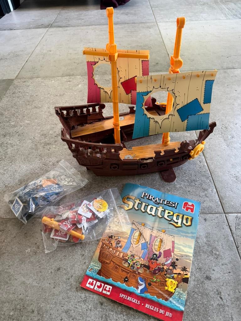 Stratego pirates, Ophalen