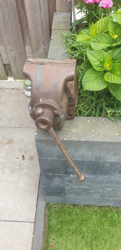Tekoop  bankschroef, Doe-het-zelf en Verbouw, Gereedschap | Handgereedschap, Ophalen