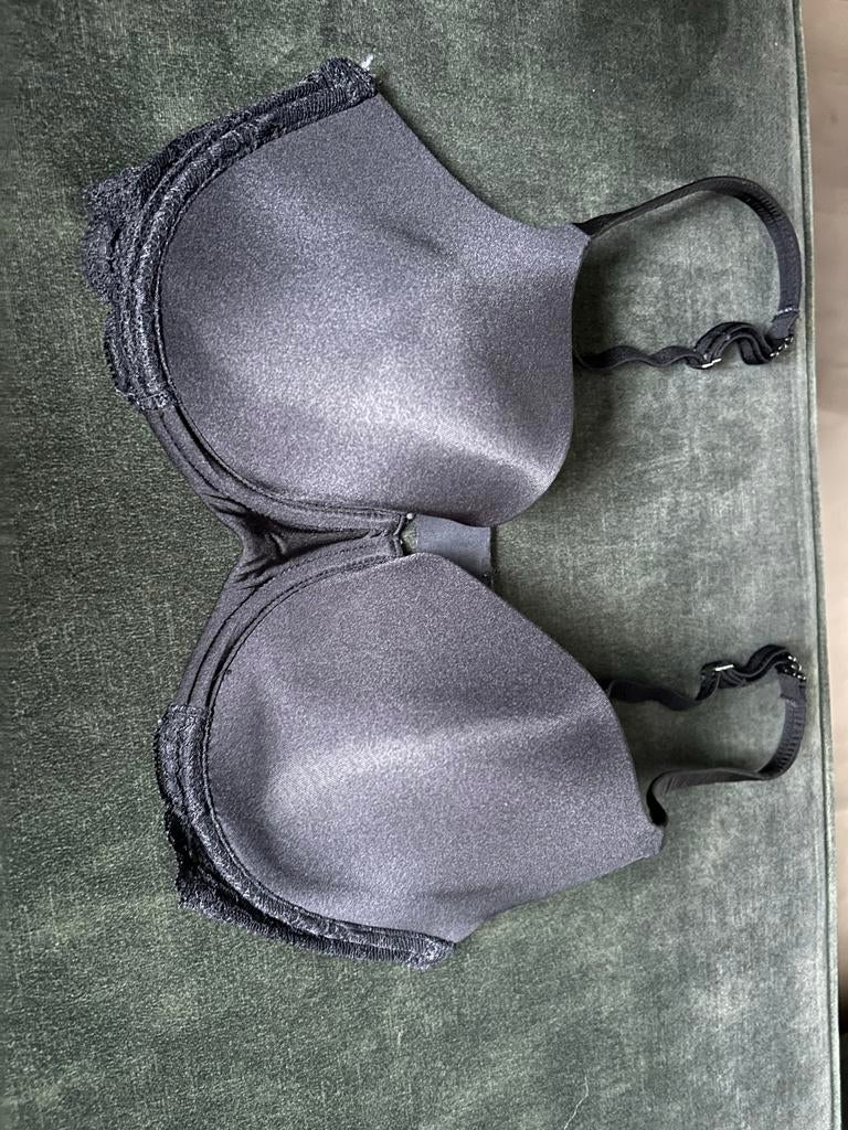 Hunkemöller BH 70D, Kleding | Dames, Ondergoed en Lingerie, Ophalen of Verzenden, Zwart, BH