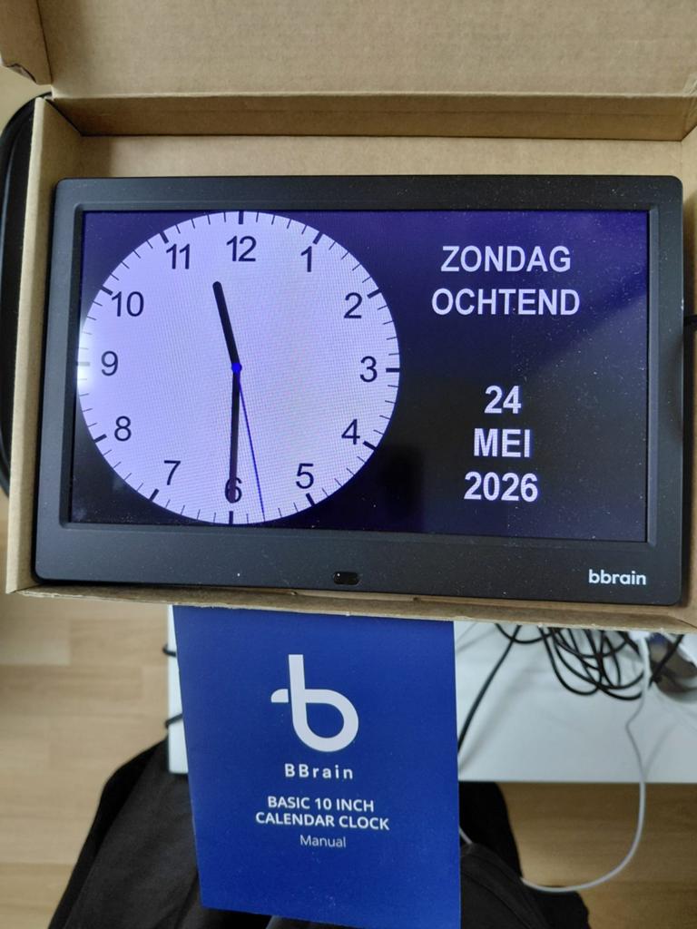BBrain dementie klok om op te hangen (zgan)., Huis en Inrichting, Woonaccessoires | Klokken, Ophalen, Zo goed als nieuw, Digitaal