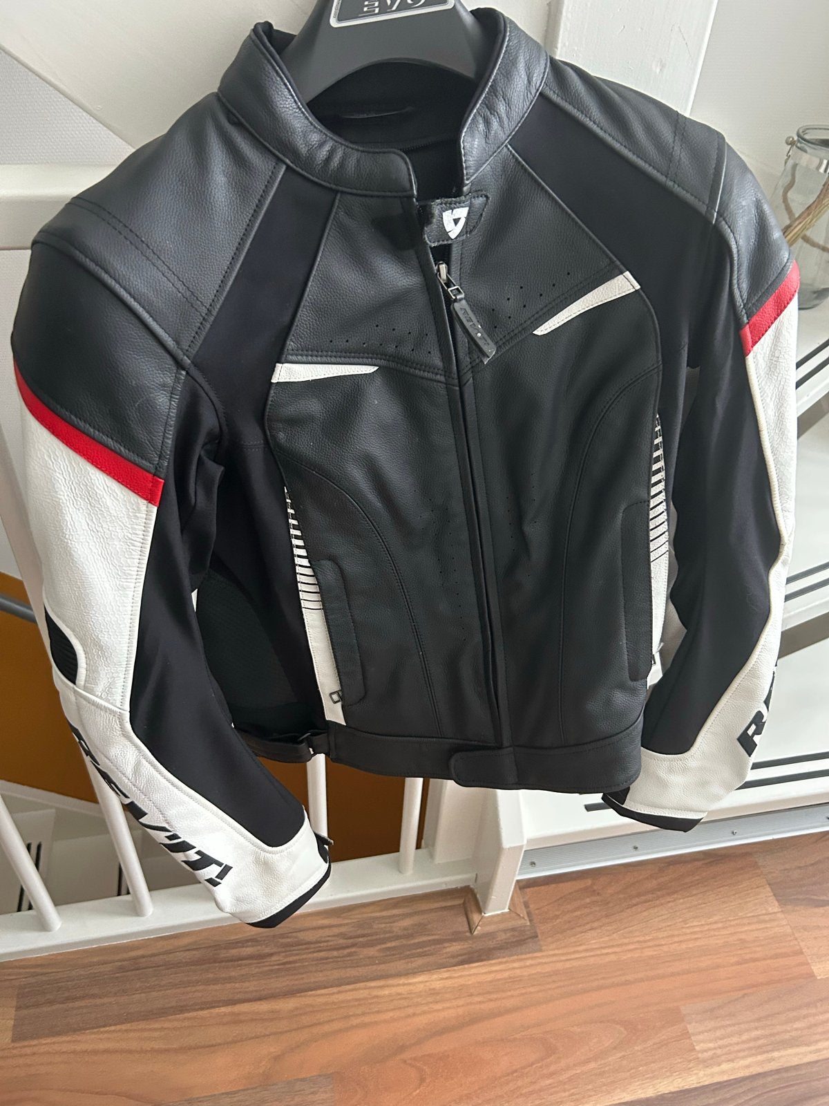 Revit leren motorpak dames - Zwart/Wit/Rood (Maat 40), Motoren, Kleding | Motorkleding, Ophalen of Verzenden, Tweedehands, Dames
