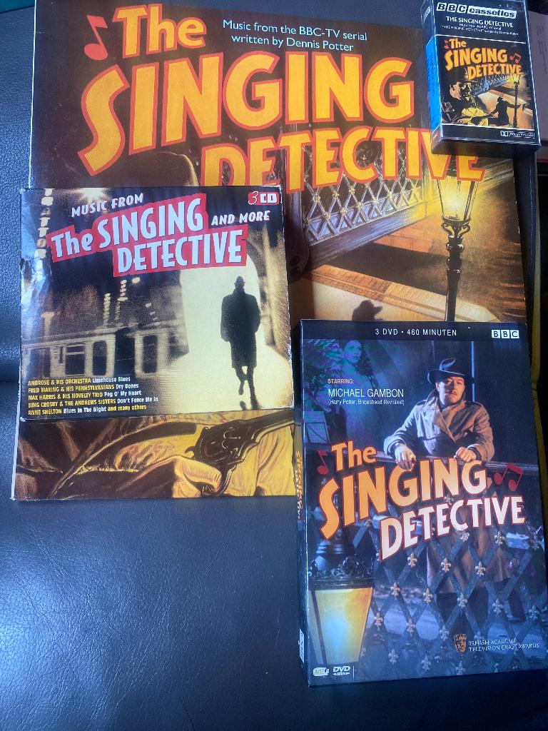 The Singing Detective Pakket ( lp, 3cd set, Cassette, 3 dvd, Alle leeftijden, Ophalen of Verzenden, Zo goed als nieuw