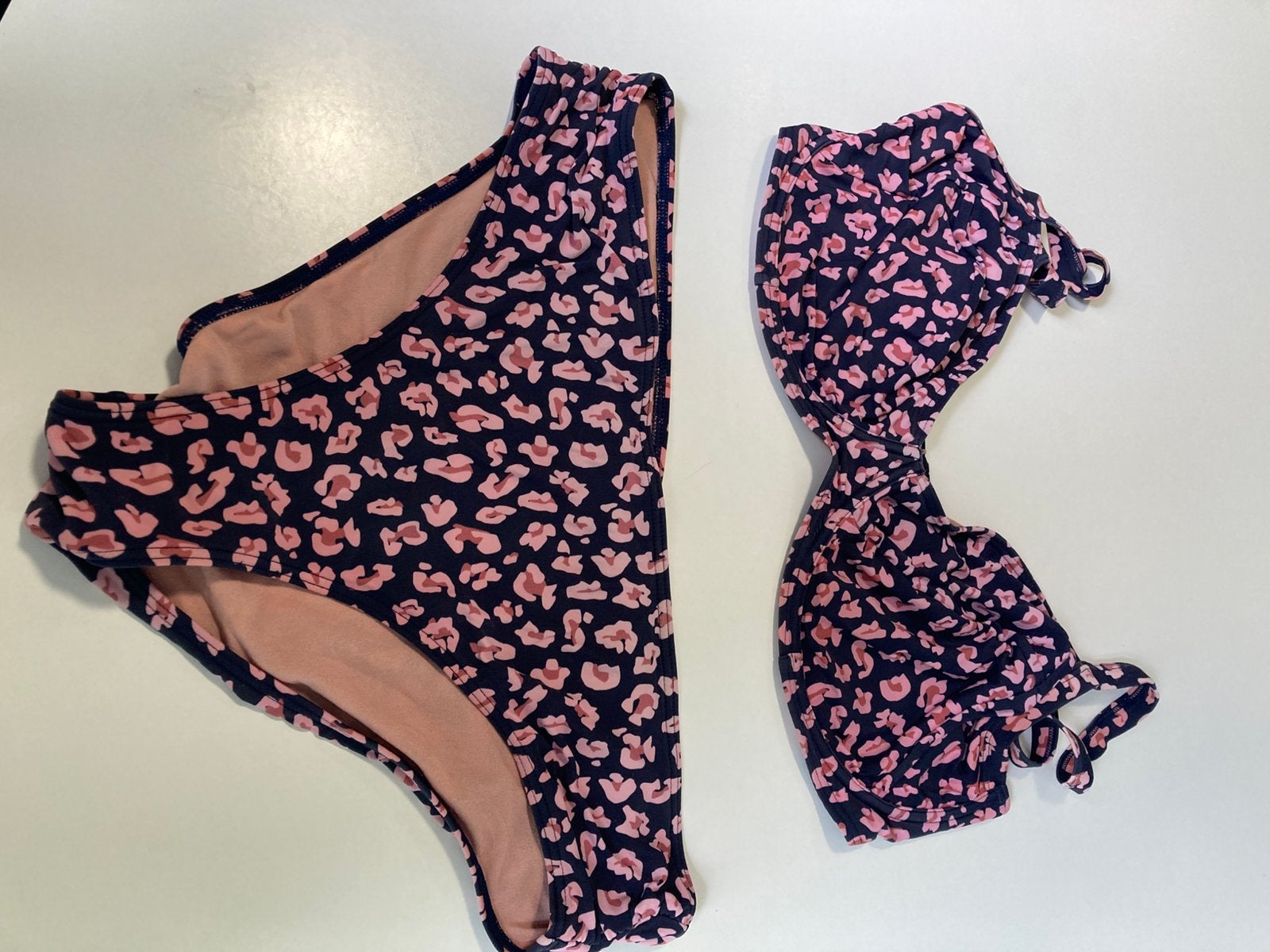 Bikini van Livera maat 44, Ophalen of Verzenden, Gedragen, Meerkleurig, Bikini