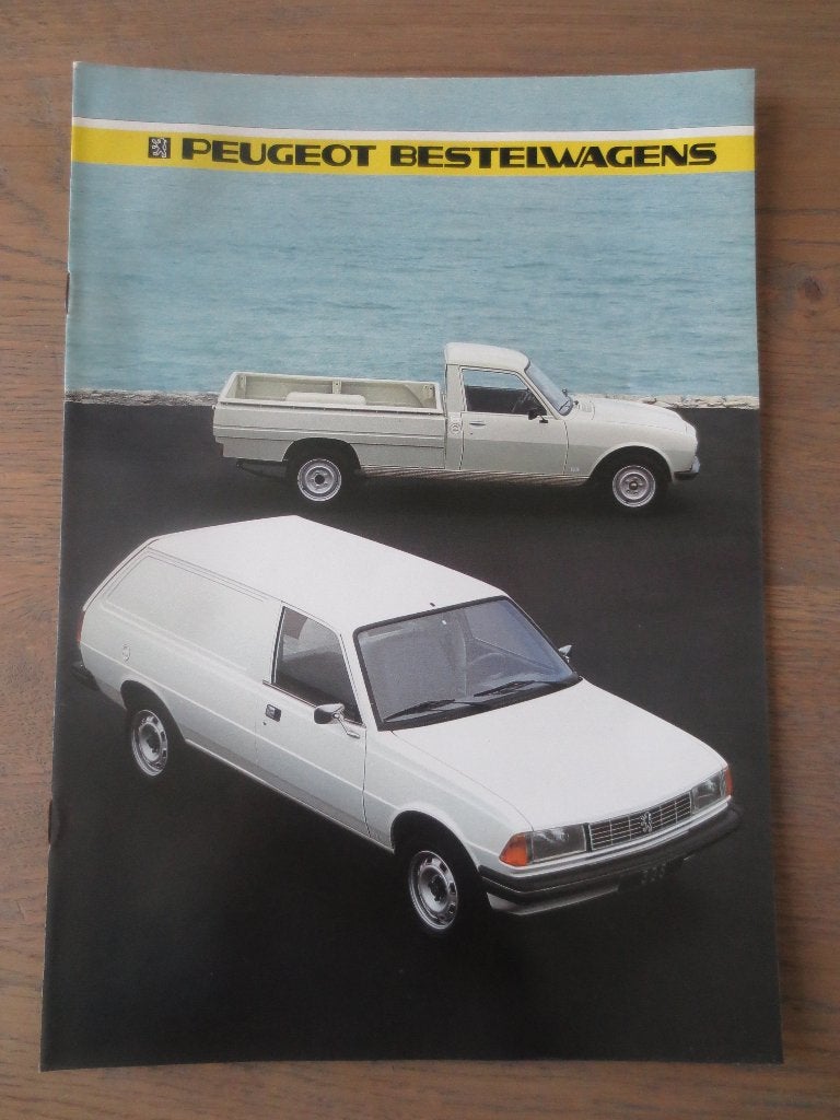 Autofolder: Peugeot 504 Pick -up en Peugeot 205 Bestelwagens, Ophalen of Verzenden, Nieuw, Peugeot