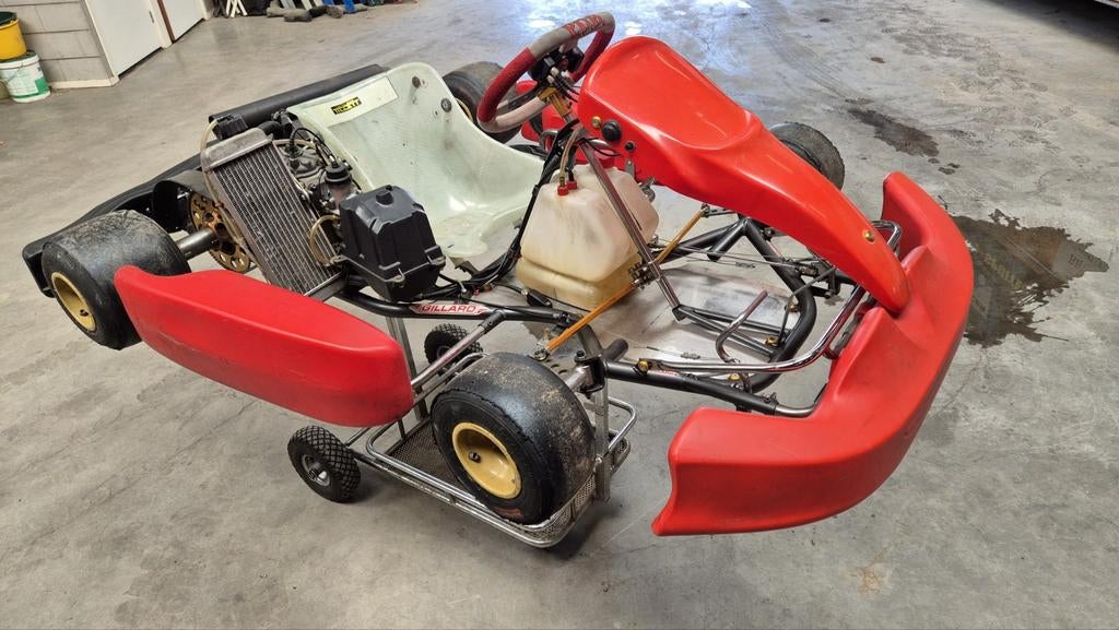 Gillard charlotte (pdb) rotax max  totaal nog een 10 uur oud, Ophalen, Kart