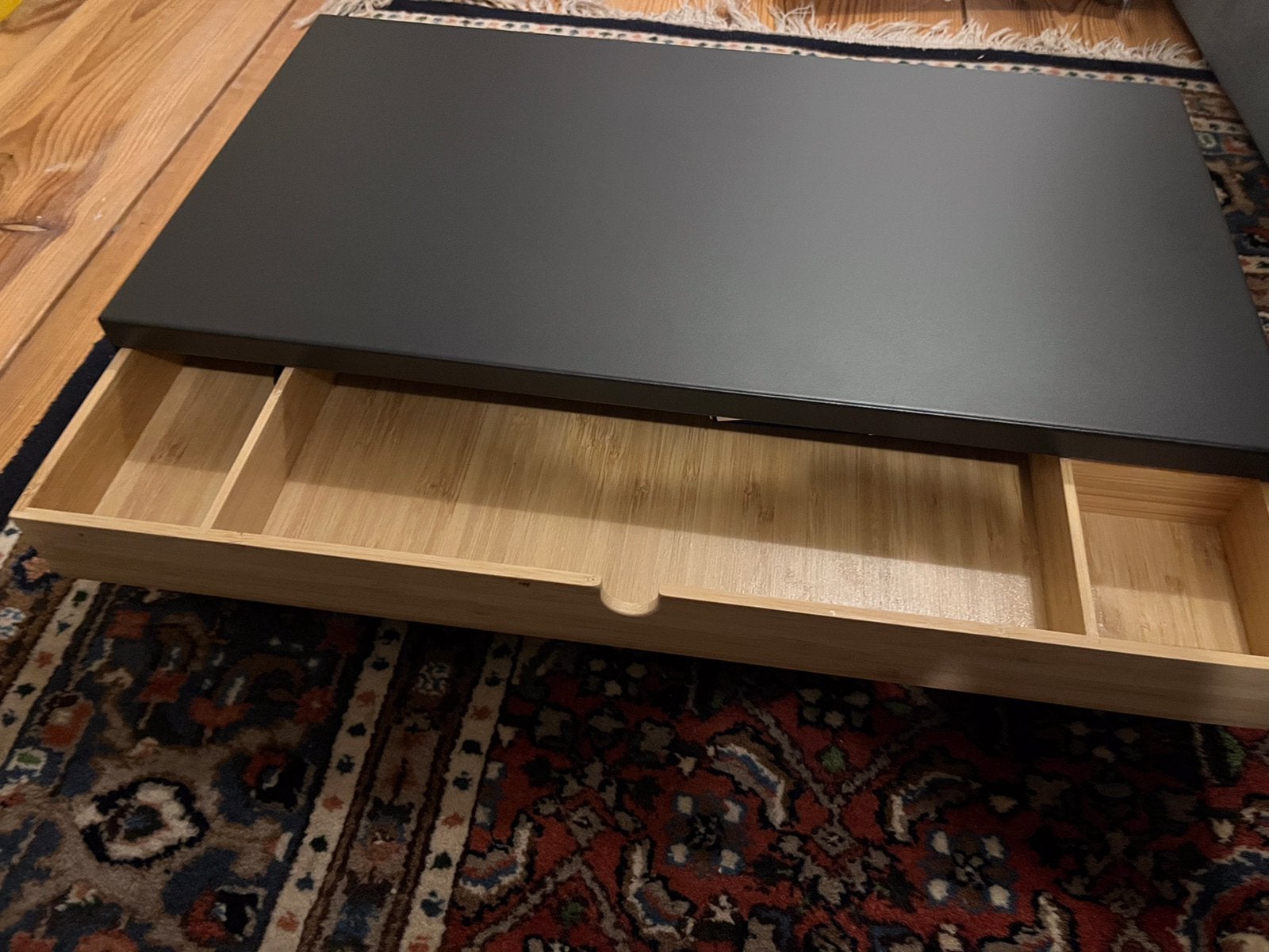 Ikea Elloven monitorstandaard, Ophalen