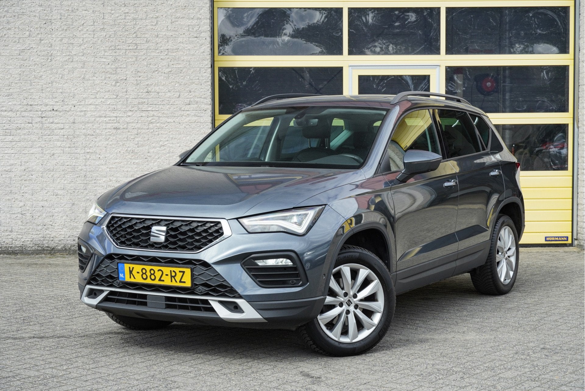 SEAT Ateca 1.5 TSI 150PK! Style Business Intense BJ2021 Lmv, Voorwielaandrijving, Dealer onderhouden, 1300 kg, 4 cilinders