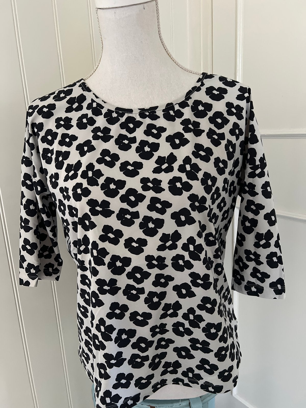 Zwart-witte bloemenprint top van Penn&Ink N.Y., Kleding | Dames, Maat 38/40 (M), Zwart, Ophalen of Verzenden, Zo goed als nieuw