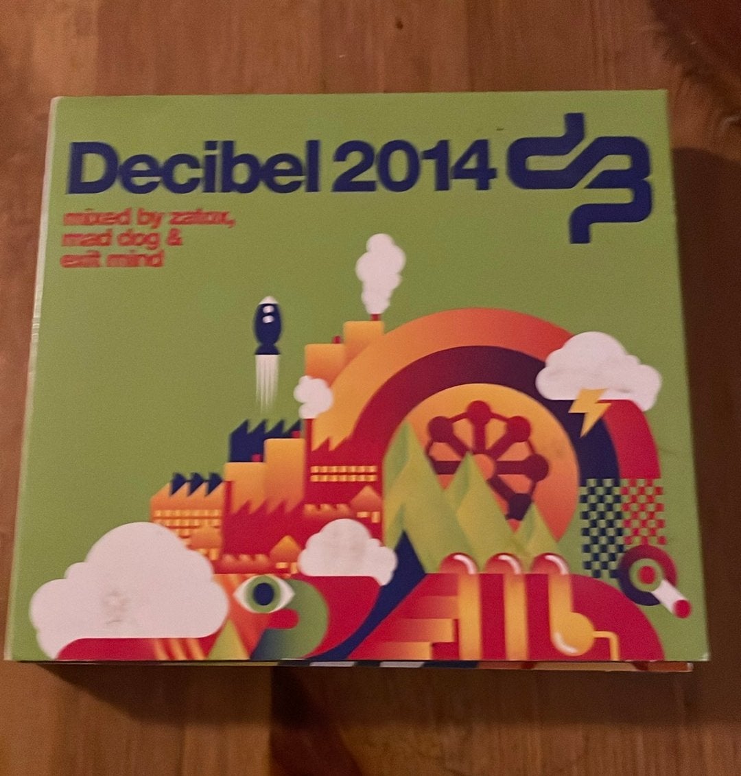 Decibel 2014, Ophalen of Verzenden, Zo goed als nieuw, Techno of Trance