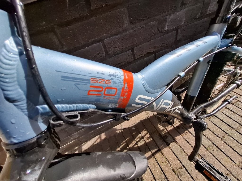 Loekie Snake kinderfiets 20 inch, Fietsen en Brommers, Fietsen | Dames | Damesfietsen, Minder dan 47 cm, Ophalen, Zo goed als nieuw