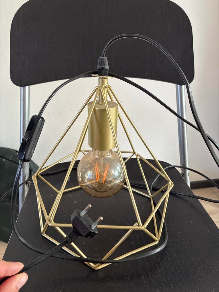 Gouden tafellamp met draadframe en gloeilamp, Ophalen of Verzenden, Gebruikt