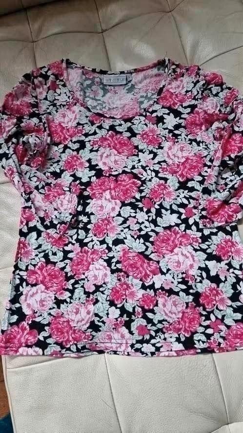 Roze My Style Driekwart Bloemen Trui Maat L, Kleding | Dames, T-shirts, Maat 42/44 (L), Ophalen of Verzenden, Korte mouw, My Style