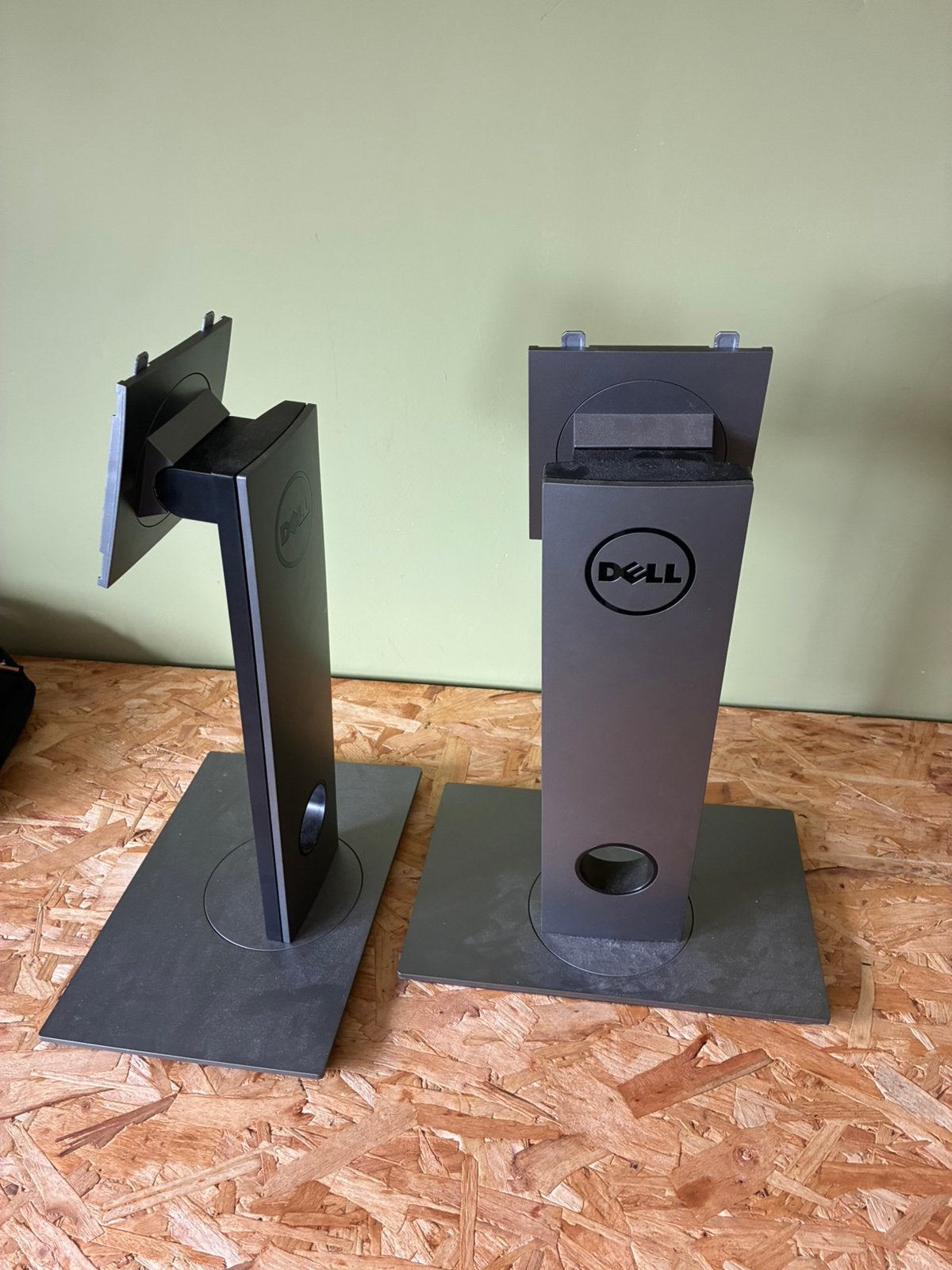 Dell monitorstandaard 2x, Ophalen, Gebruikt, Overige merken