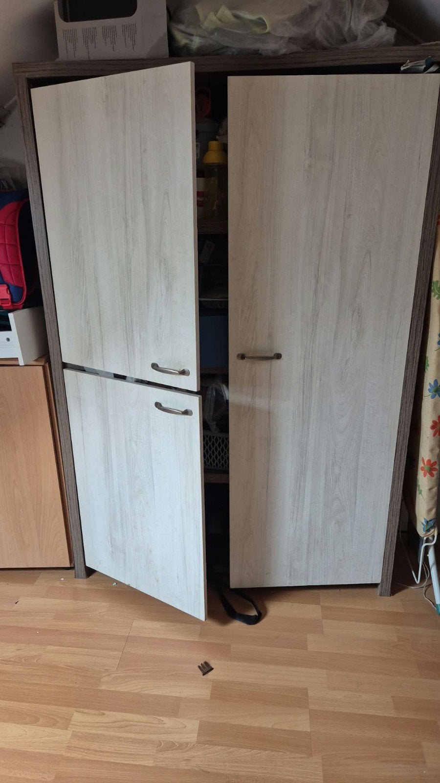 Kledingkast met deuren, Ophalen, Gebruikt