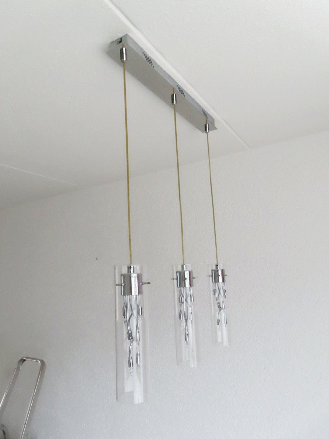 Zilverkleurige hanglamp, Ophalen