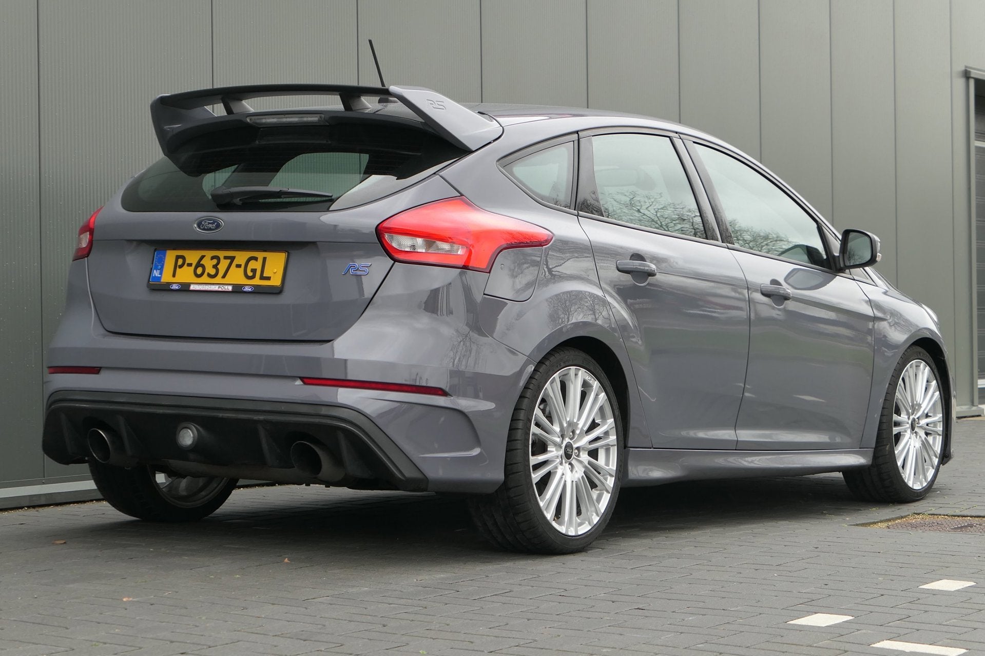 Ford Focus 2.3 RS Nardo Recaro Clima Sony Carplay, Auto's, Gebruikt, Leder en Stof, 2261 cc, Handgeschakeld