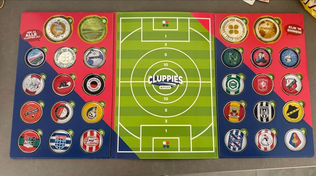 Cluppies Plus Verzamelbord met diverse voetbalcluppies, Plus, Ophalen of Verzenden