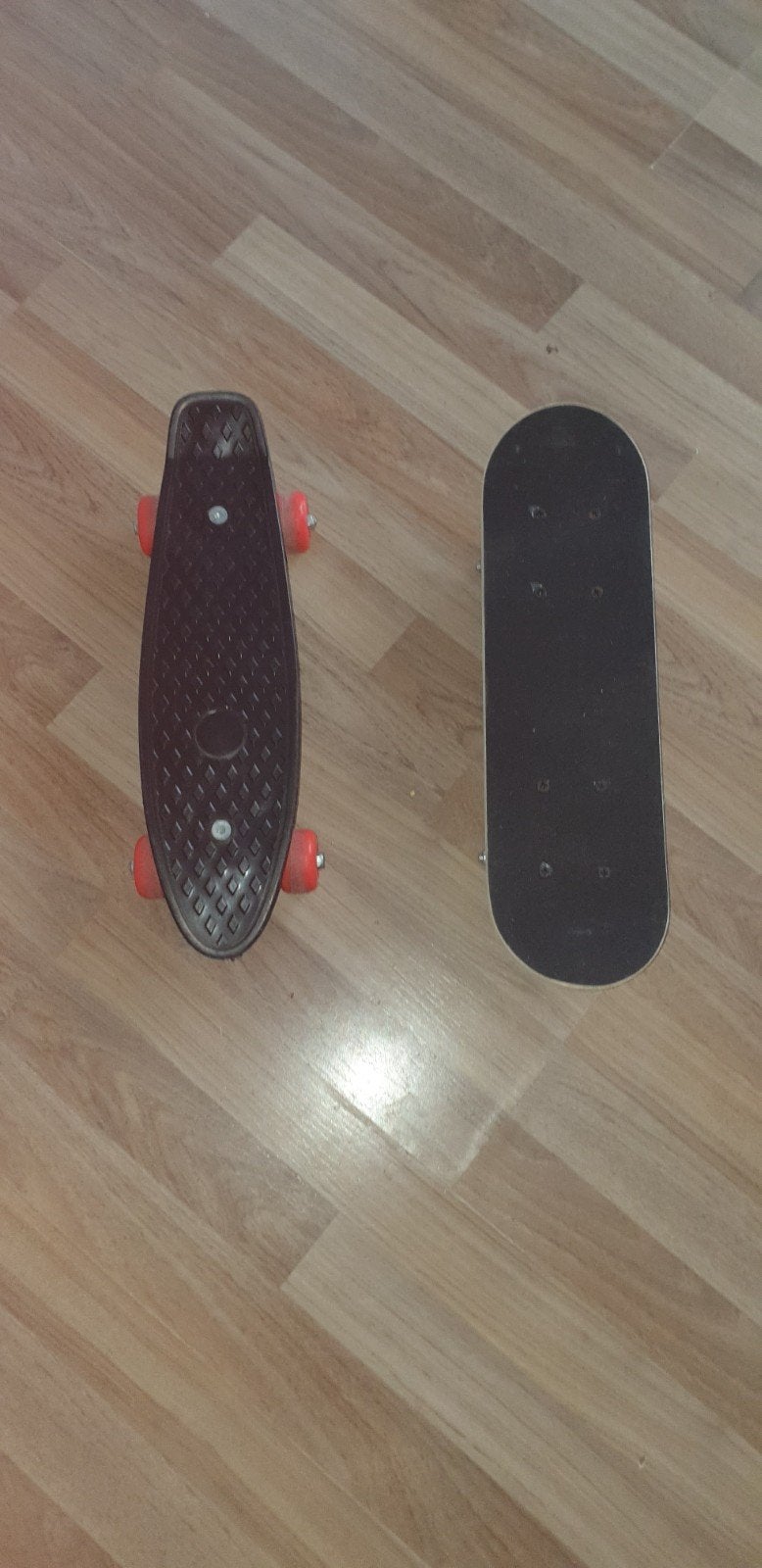 2 skate boards voor jonge kinderen, Sport en Fitness, Skateboarden, Ophalen, Zo goed als nieuw, Skateboard