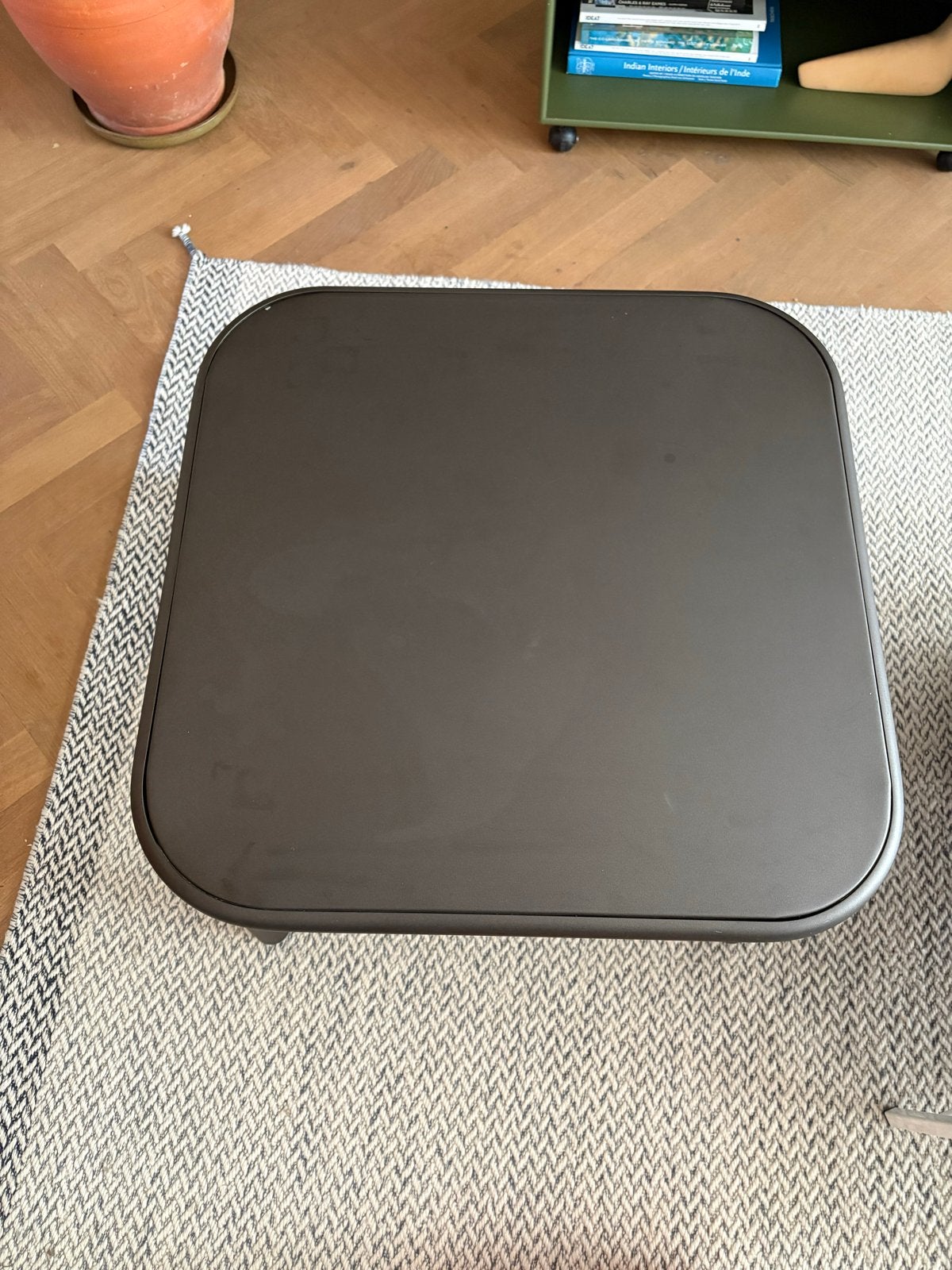 EMU Yard bijzettafel - 60x60 - Zo goed als nieuw, Ophalen, Minder dan 45 cm, Metaal of Aluminium, Vierkant