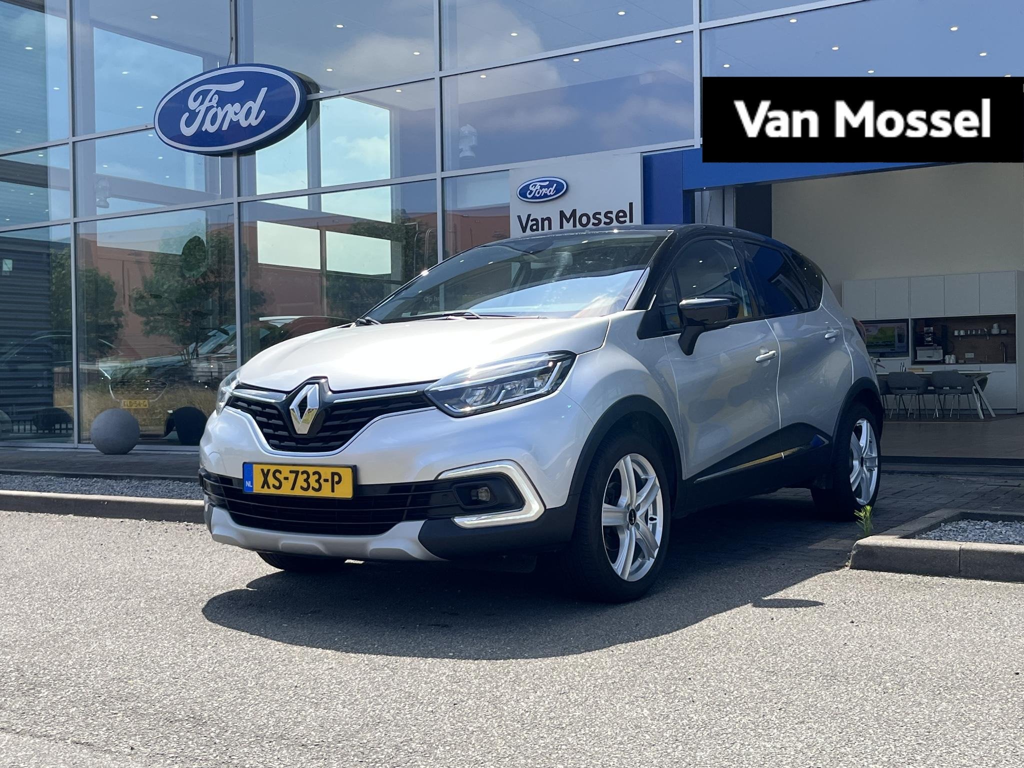 Renault Captur 0.9 TCe Bose | Climate Control | Cruise Contr, Auto's, Stof, Gebruikt, Euro 6, 620 kg