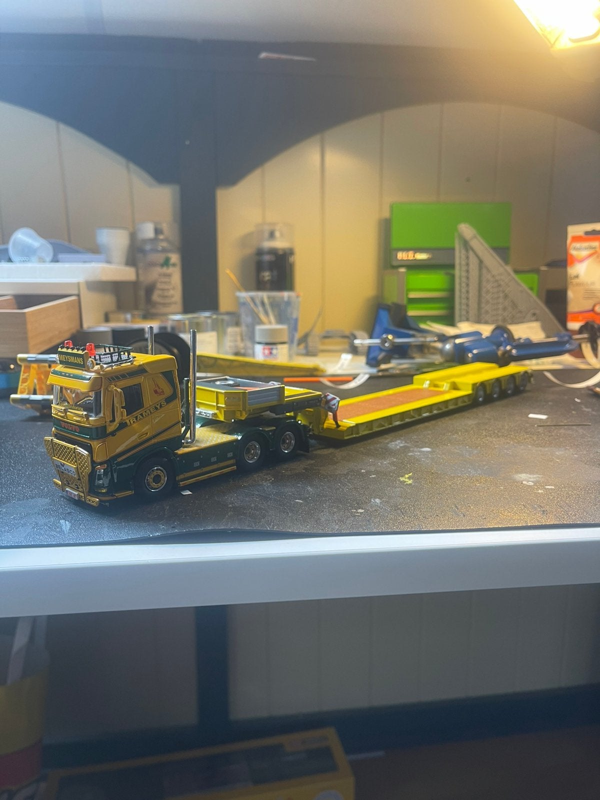 Tekno volvo 540 met wsi 4 assige trailer, Ophalen