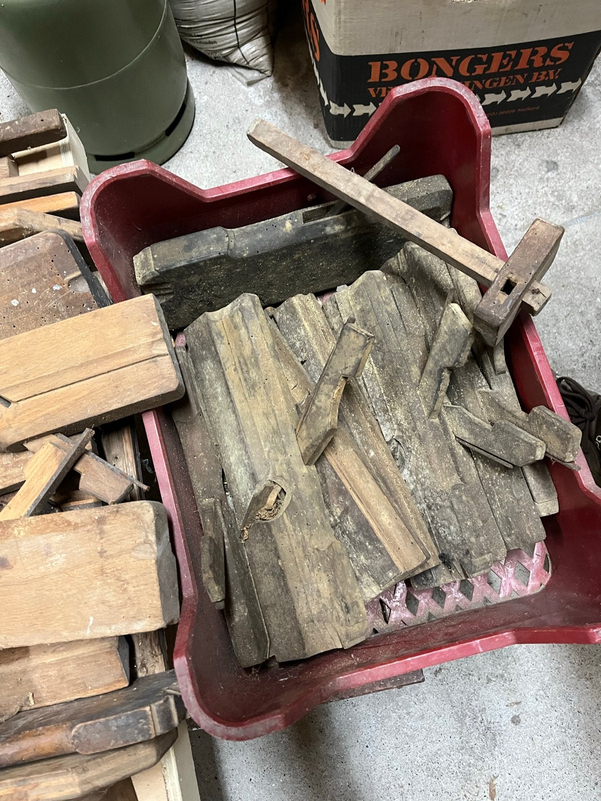 Grote partij vintage houten gereedschap, Ophalen