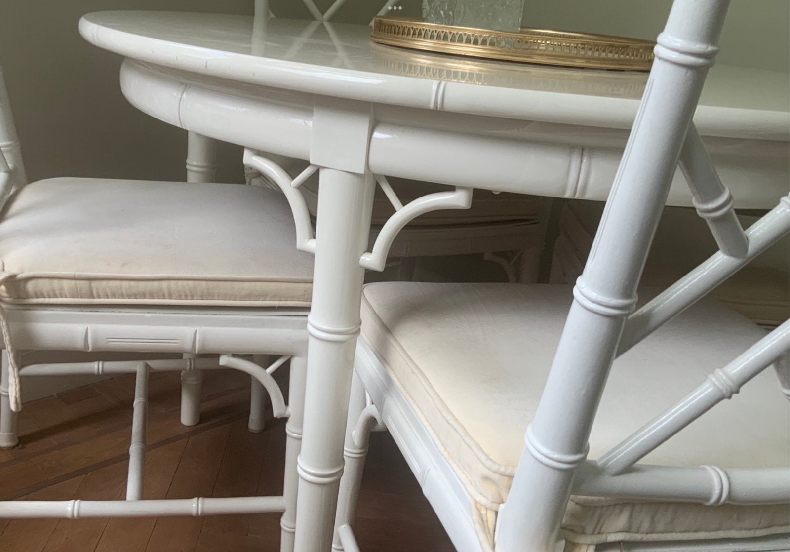 Faux bamboe ronde tafel wit hoogglans, Ophalen, 100 tot 150 cm, Rond, Zo goed als nieuw