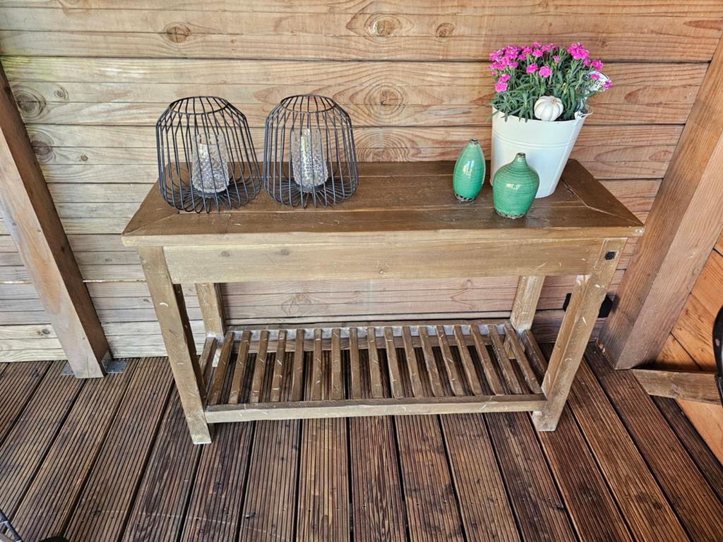 Mooie sidetable voor binnen of buiten, Huis en Inrichting, Ophalen, 100 tot 150 cm, Zo goed als nieuw, 25 tot 50 cm