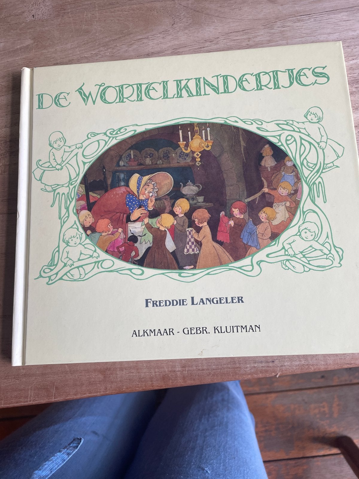 De Wortelkinderjes - Freddie Langeler (Kinderboek), Ophalen of Verzenden, Gelezen, 2 tot 3 jaar