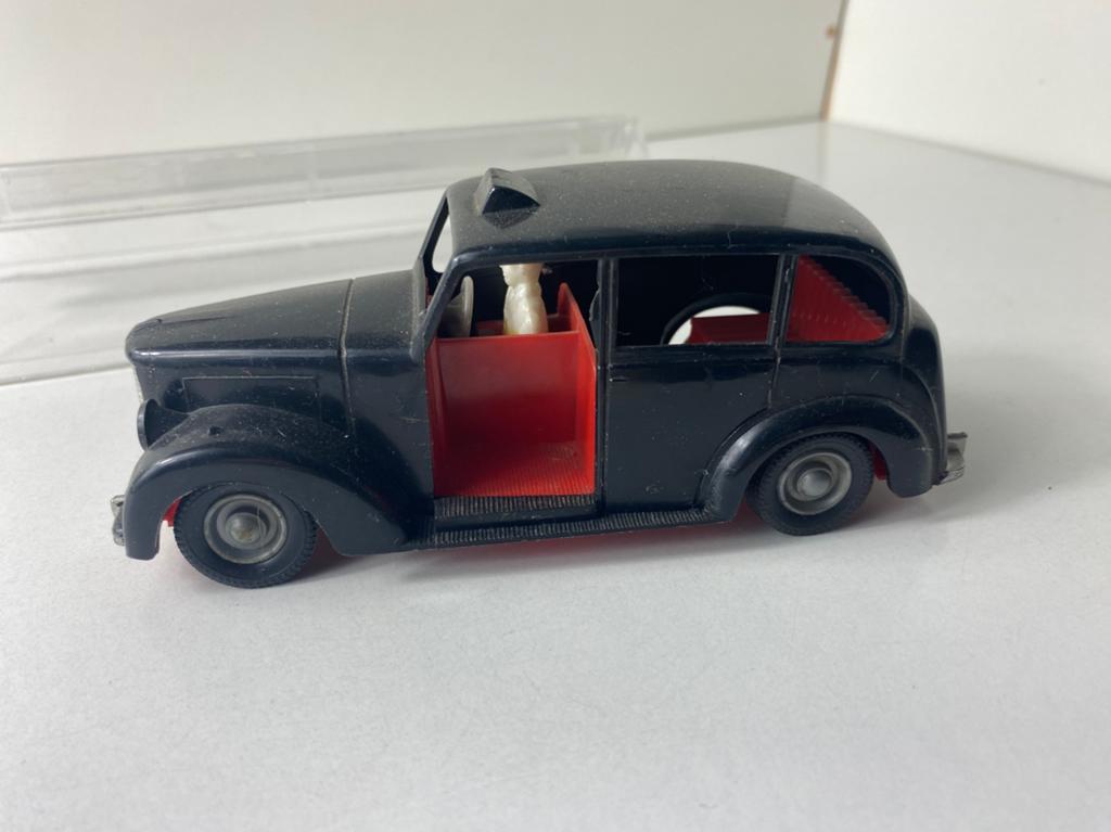1:32 TAT telsalda toy-Austin Taxi-(“rip off” Dinky/Corgi, Ophalen of Verzenden, Auto, Overige merken