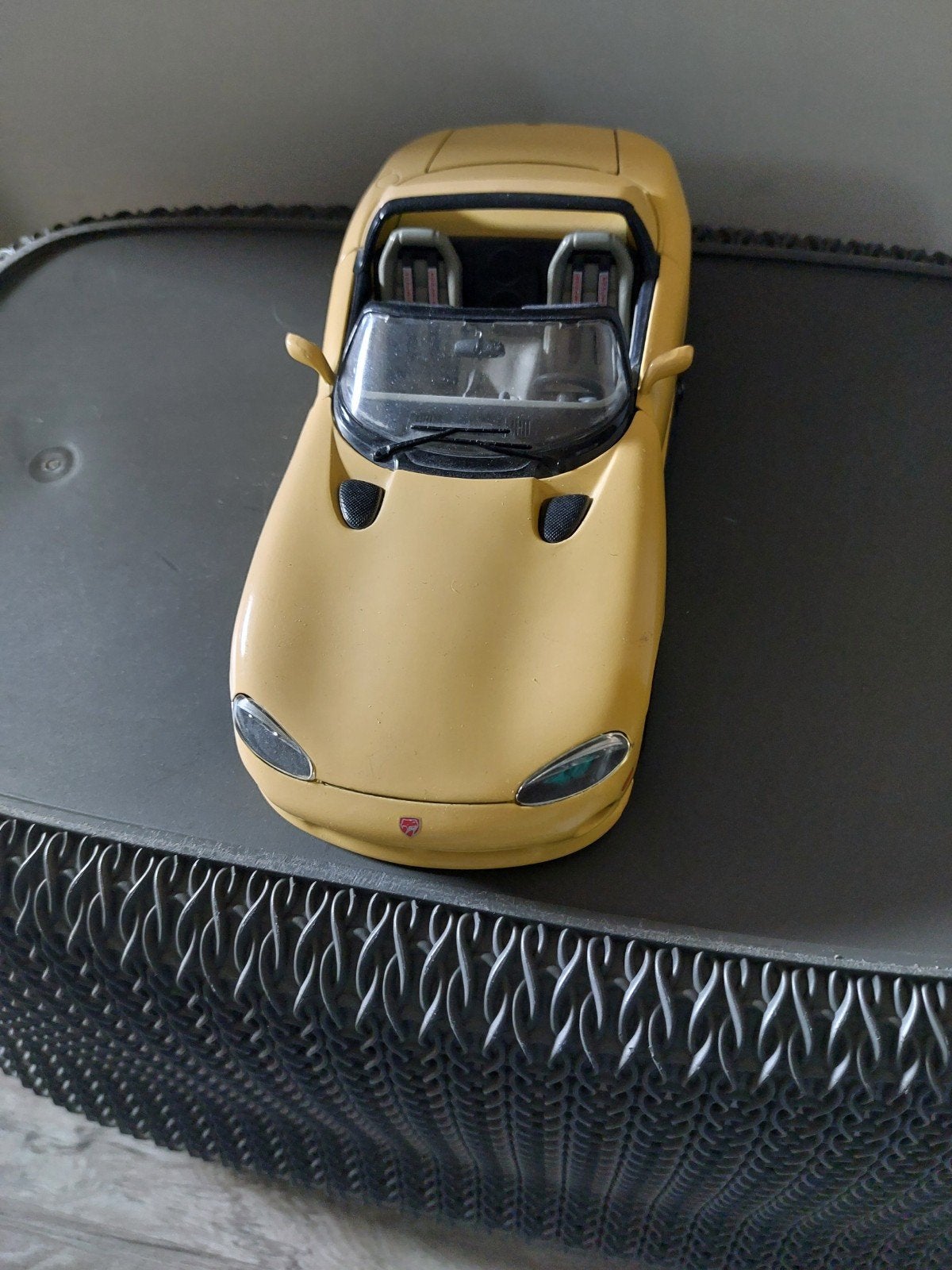 Burago Dodge Viper RT/10 Schaal 1:18 Geel Modelauto, Ophalen of Verzenden, Gebruikt, Auto, Bburago
