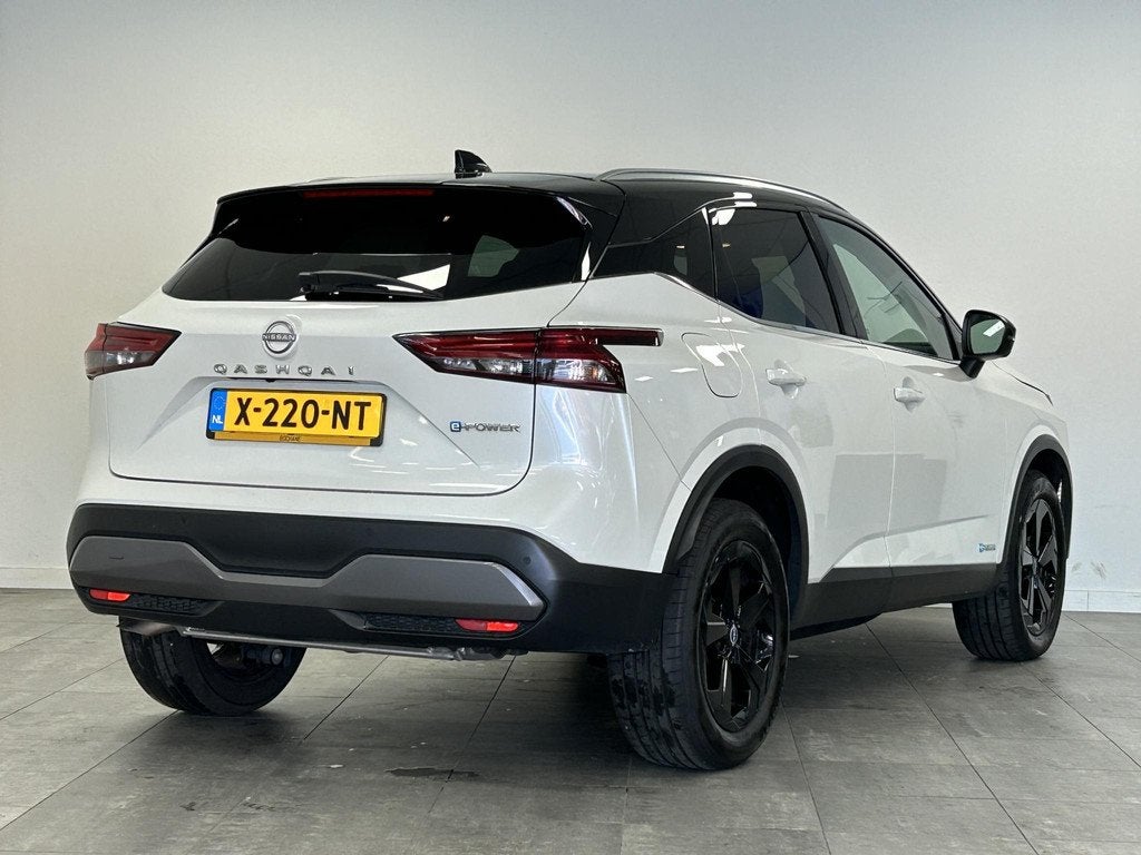 Nissan Qashqai 1.5 e-Power Black Edition | Pano | 360º came, Auto's, Nissan, Gebruikt, 190 pk, 2 kWh, Wit