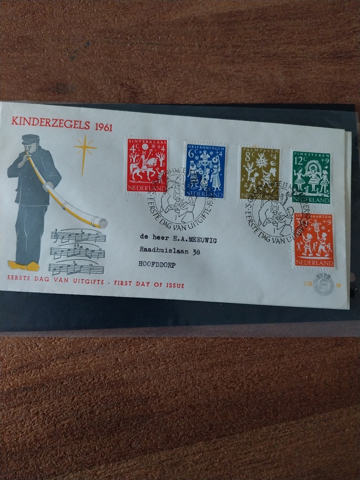 Nederlandse gelopen FDC E49 kinderzegels uit 1961 CW 12,50., Postzegels en Munten, Postzegels | Eerstedagenveloppen, Ophalen of Verzenden