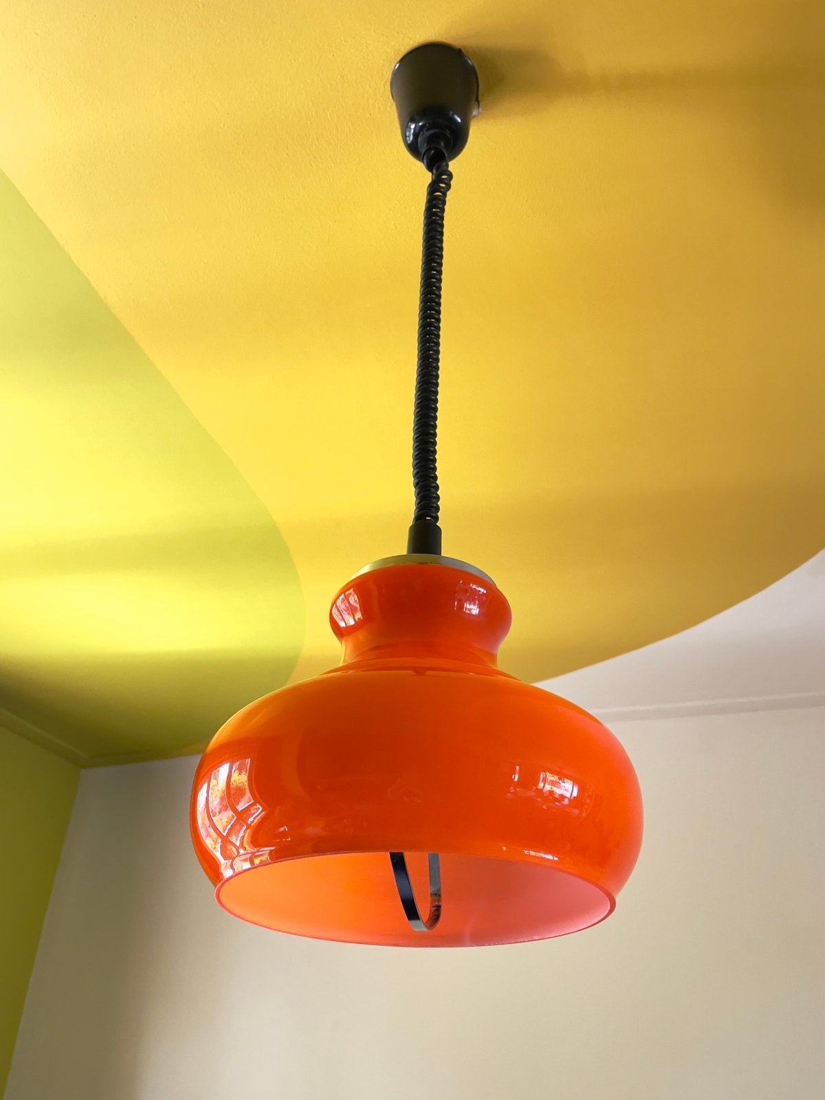 Opaline vintage hanglamp, Huis en Inrichting, Lampen | Hanglampen, Ophalen, Gebruikt, Glas, Minder dan 50 cm