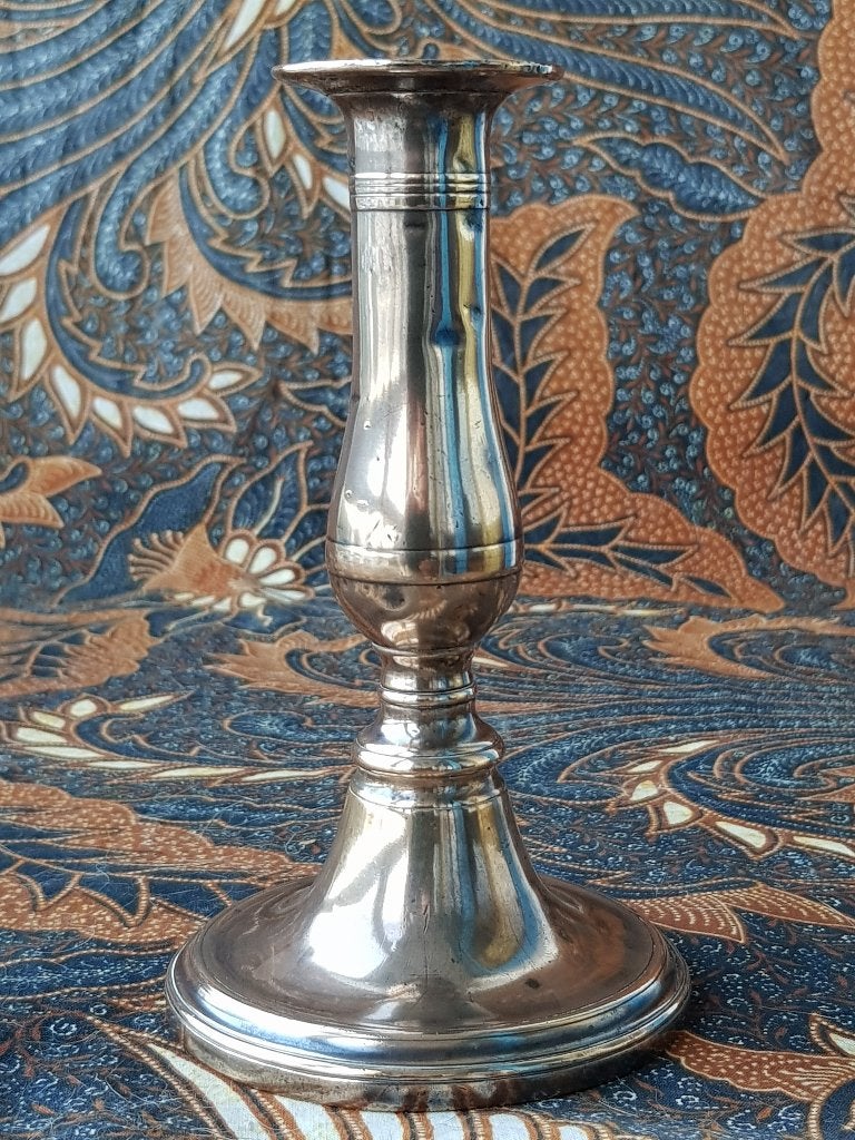 Mooie antieke koperen kandelaar uit Engeland 15,4 cm. 1850., Antiek en Kunst, Ophalen of Verzenden, Koper of Brons